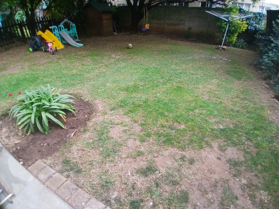 2 Bedroom Property for Sale in Eden Glen Gauteng