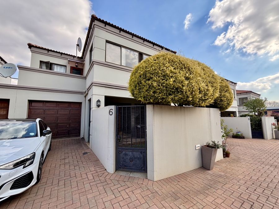 To Let 3 Bedroom Property for Rent in Northcliff Gauteng