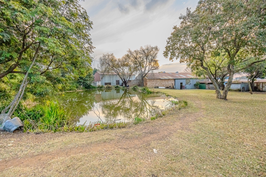 3 Bedroom Property for Sale in Loumarina A H Gauteng