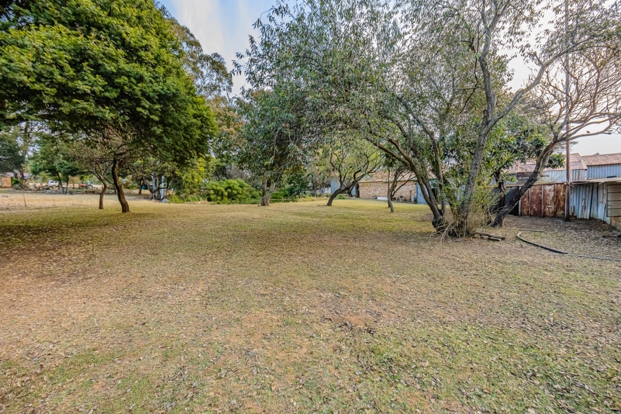 3 Bedroom Property for Sale in Loumarina A H Gauteng