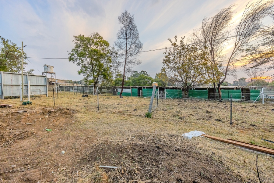 3 Bedroom Property for Sale in Loumarina A H Gauteng