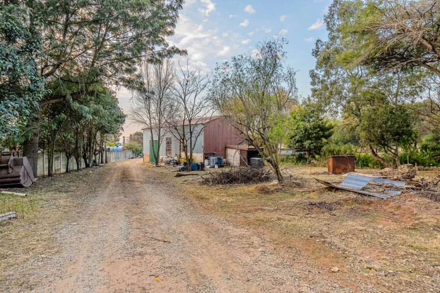 3 Bedroom Property for Sale in Loumarina A H Gauteng