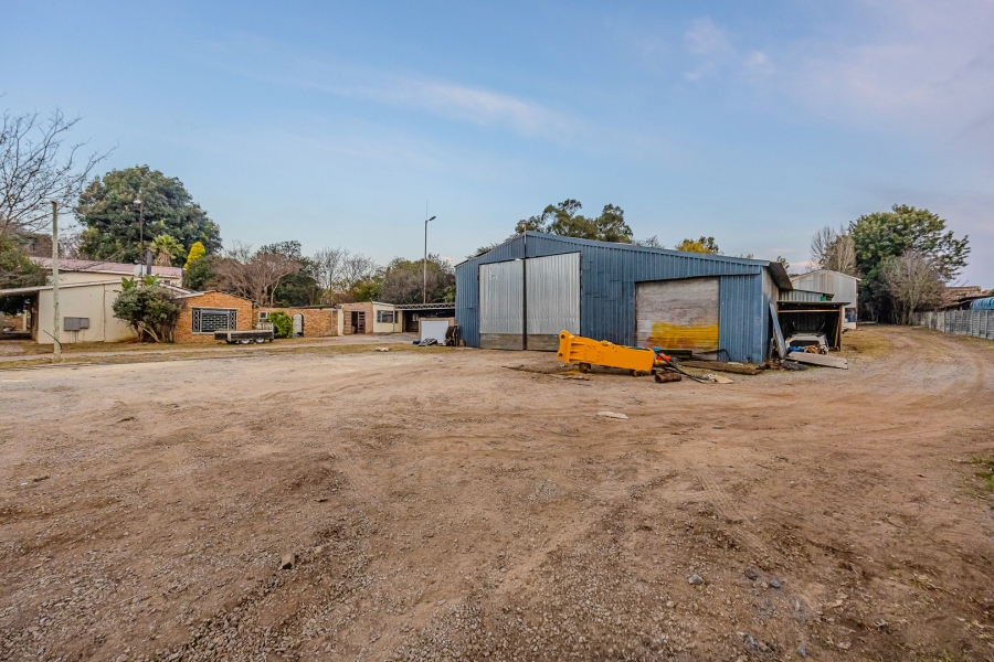 3 Bedroom Property for Sale in Loumarina A H Gauteng