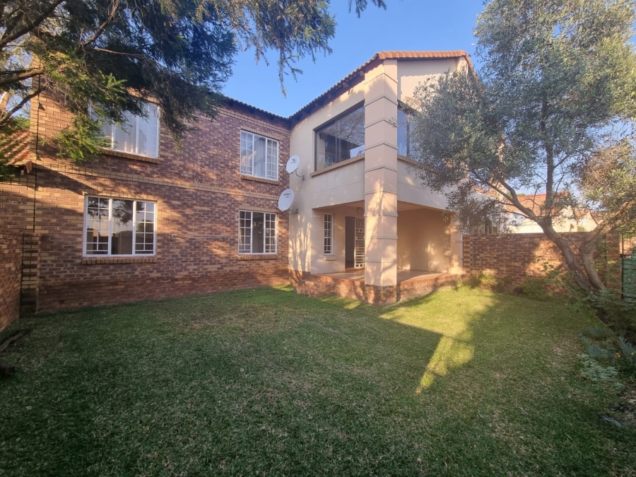3 Bedroom Property for Sale in Equestria Gauteng