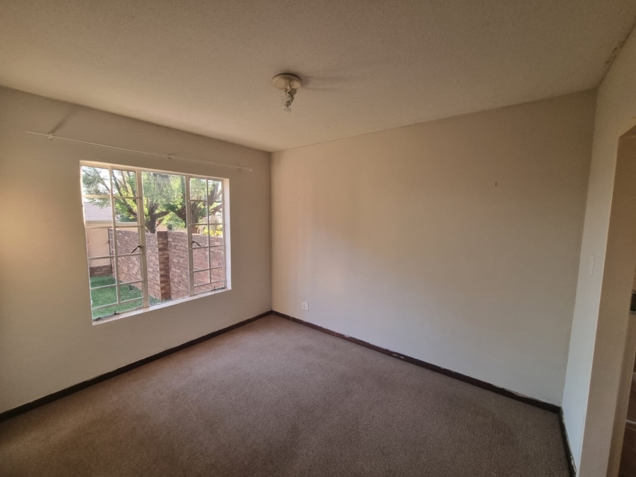 3 Bedroom Property for Sale in Equestria Gauteng