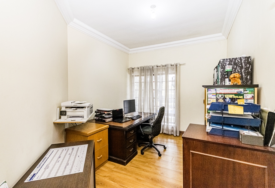 4 Bedroom Property for Sale in Clubview Gauteng