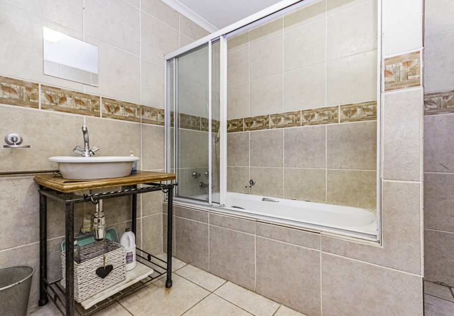 4 Bedroom Property for Sale in Clubview Gauteng