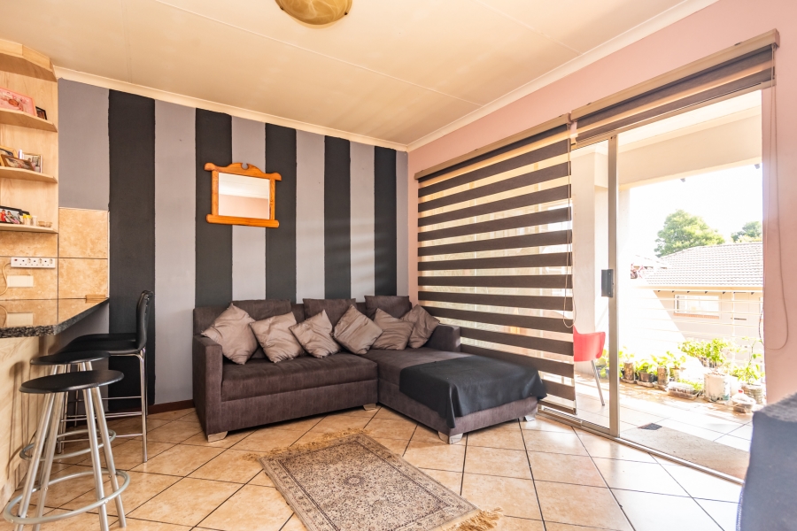 2 Bedroom Property for Sale in Florida Glen Gauteng