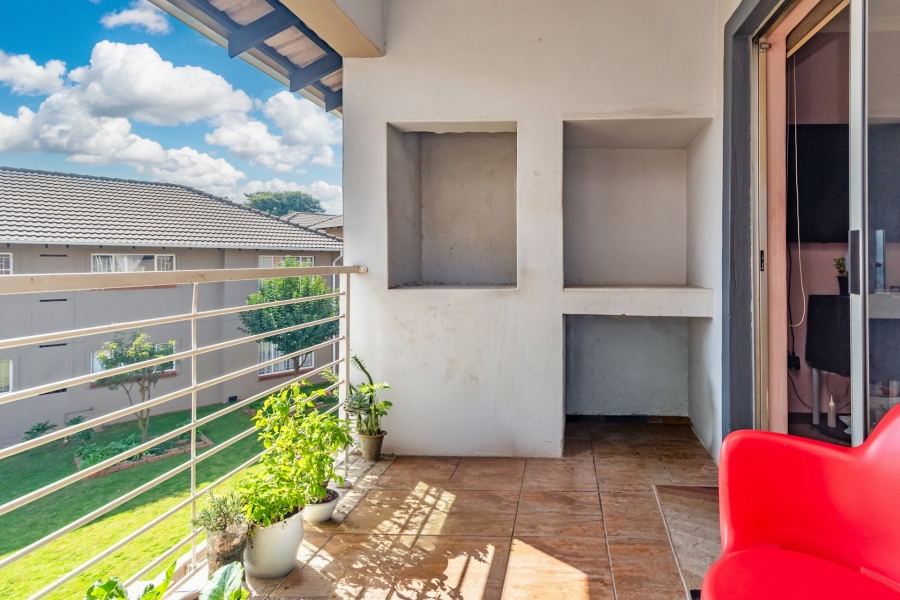 2 Bedroom Property for Sale in Florida Glen Gauteng