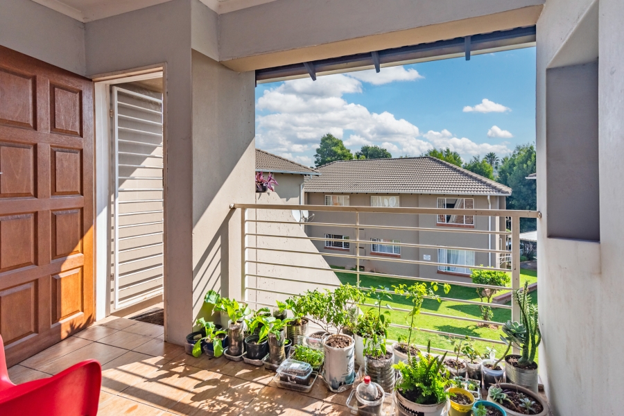 2 Bedroom Property for Sale in Florida Glen Gauteng