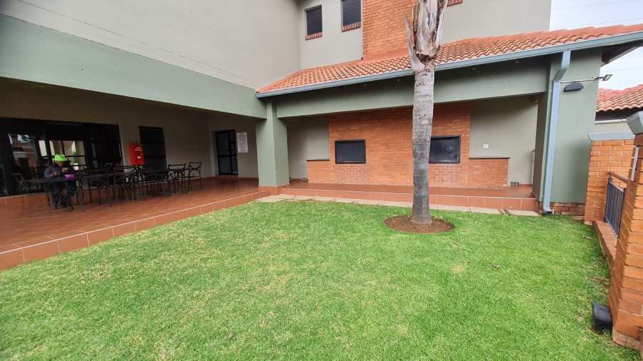 2 Bedroom Property for Sale in Bedfordview Gauteng