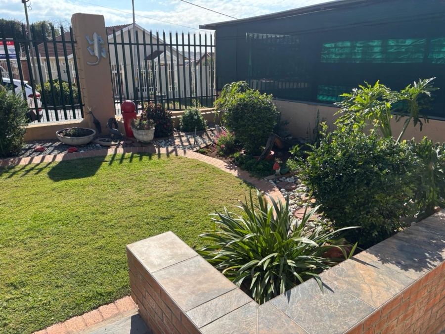 3 Bedroom Property for Sale in South Crest Gauteng
