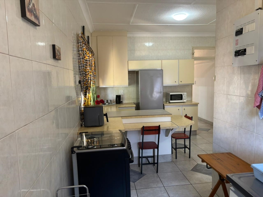 3 Bedroom Property for Sale in South Crest Gauteng