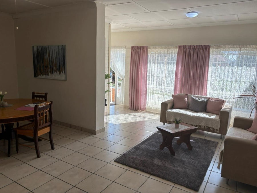 3 Bedroom Property for Sale in South Crest Gauteng