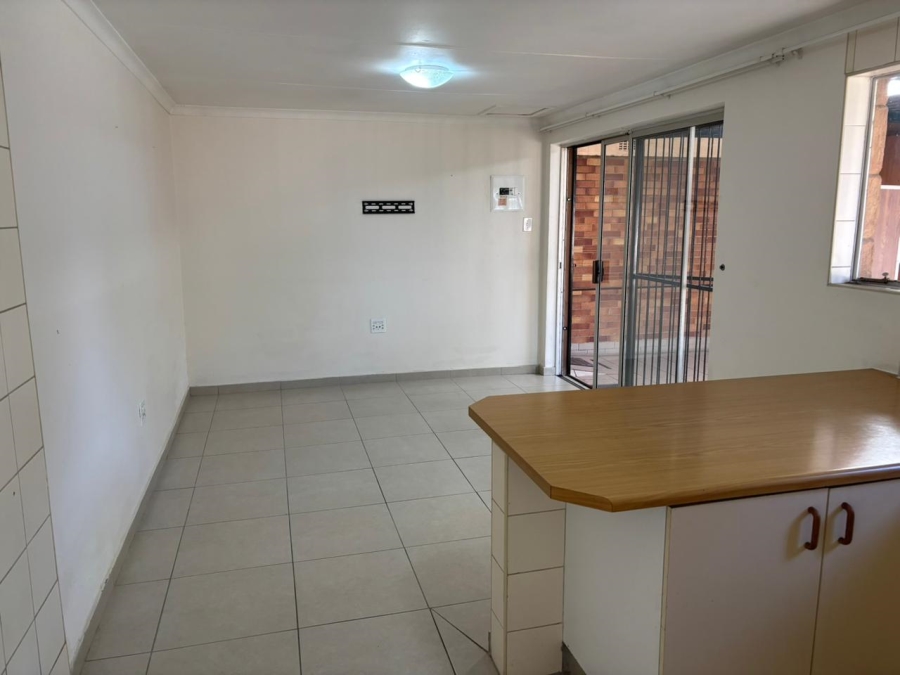 3 Bedroom Property for Sale in South Crest Gauteng