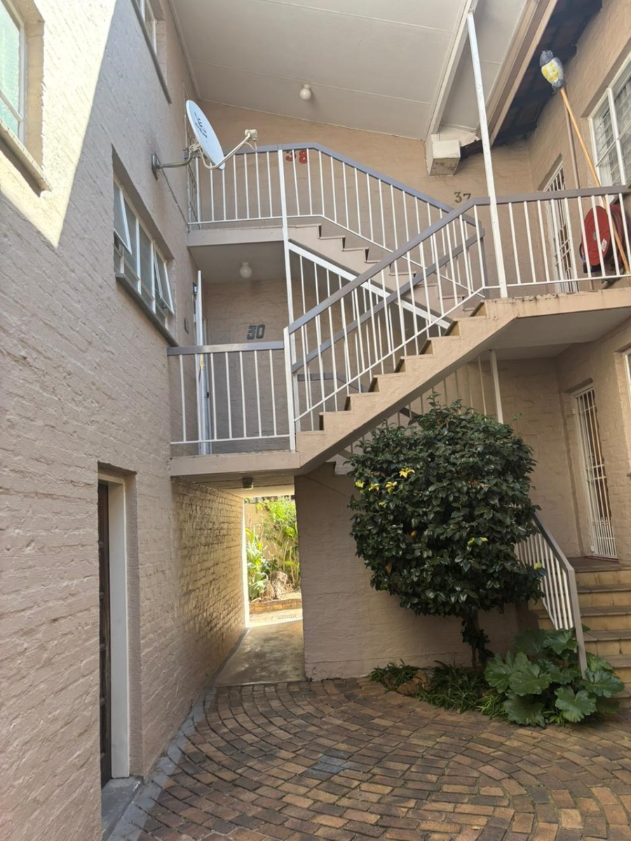 2 Bedroom Property for Sale in South Crest Gauteng