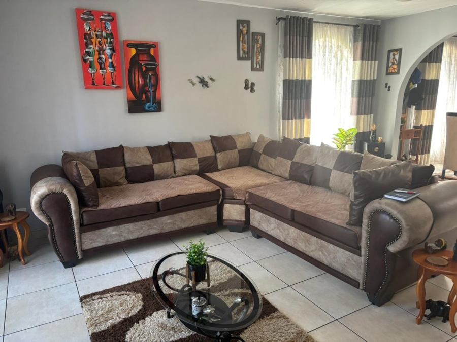 2 Bedroom Property for Sale in South Crest Gauteng