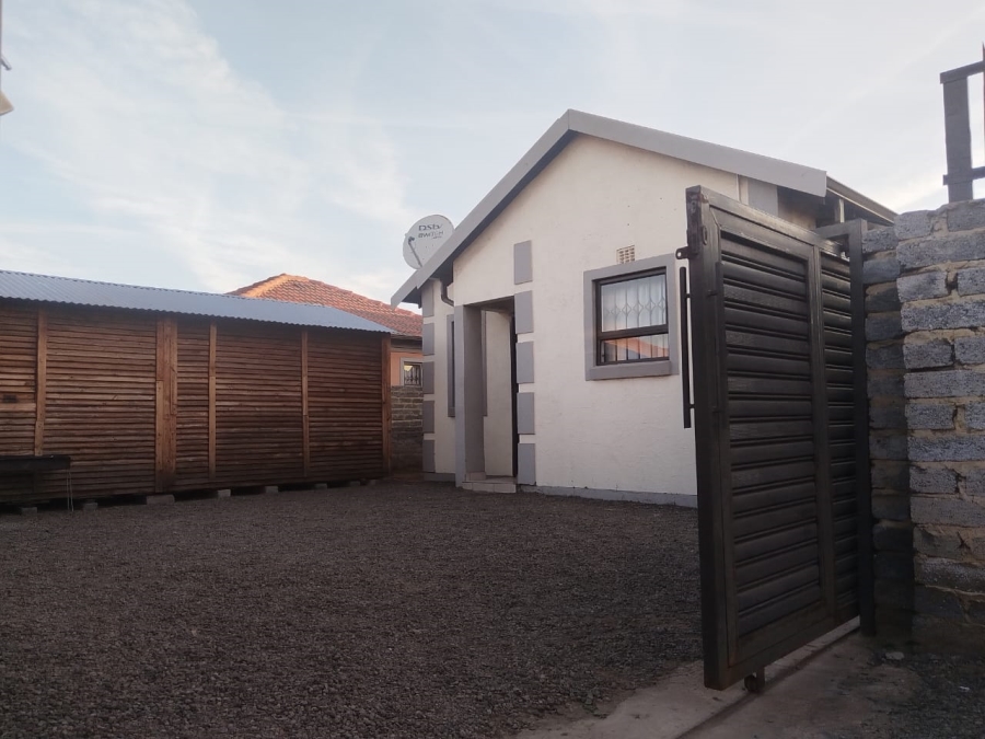2 Bedroom Property for Sale in Vanderbijlpark CE 3 Gauteng