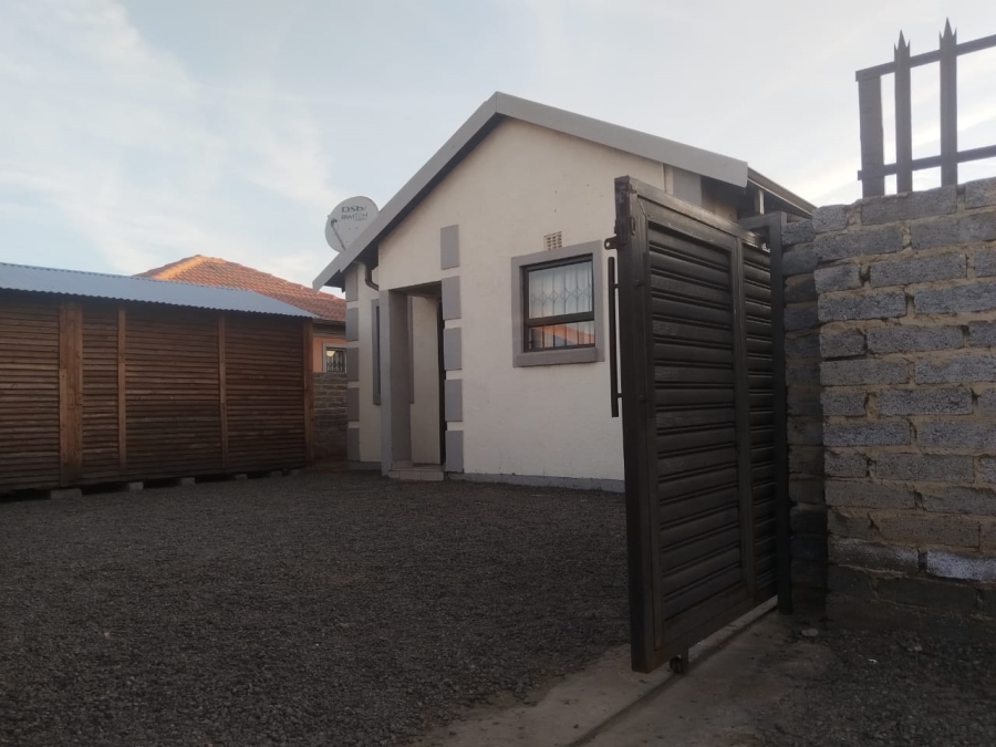 2 Bedroom Property for Sale in Vanderbijlpark CE 3 Gauteng