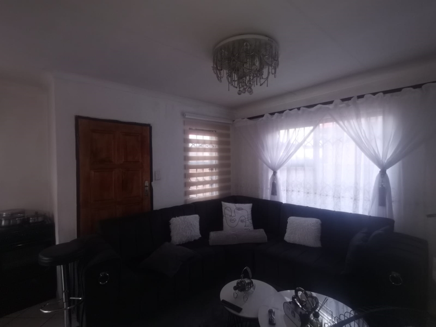 2 Bedroom Property for Sale in Vanderbijlpark CE 3 Gauteng