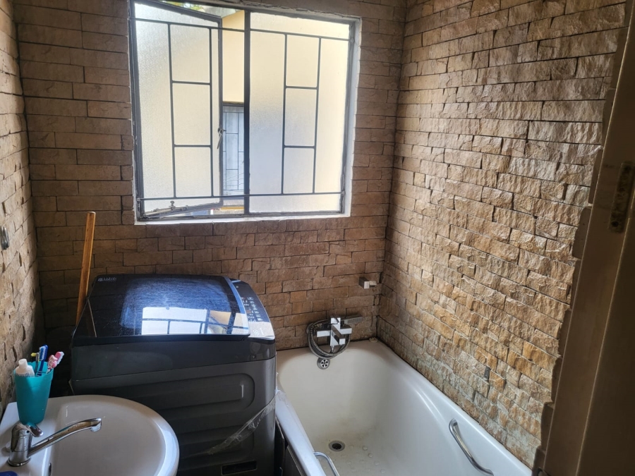 2 Bedroom Property for Sale in Naturena Gauteng