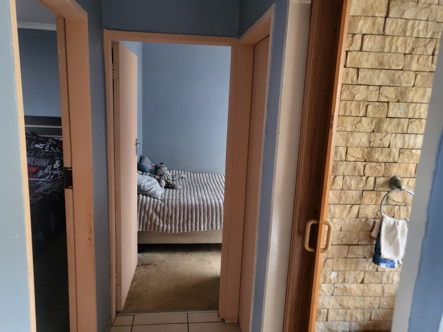 2 Bedroom Property for Sale in Naturena Gauteng