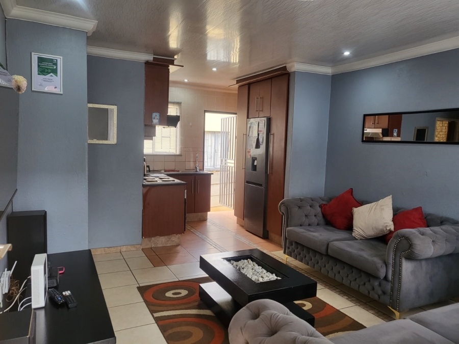 2 Bedroom Property for Sale in Naturena Gauteng