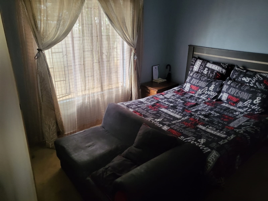2 Bedroom Property for Sale in Naturena Gauteng