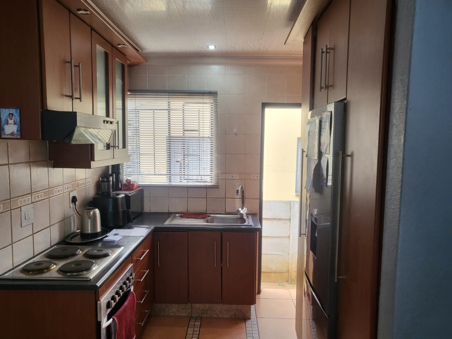 2 Bedroom Property for Sale in Naturena Gauteng