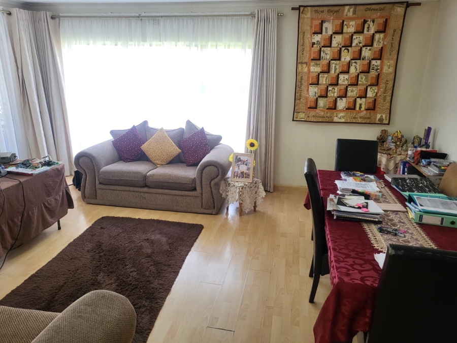 4 Bedroom Property for Sale in Ridgeway Gauteng