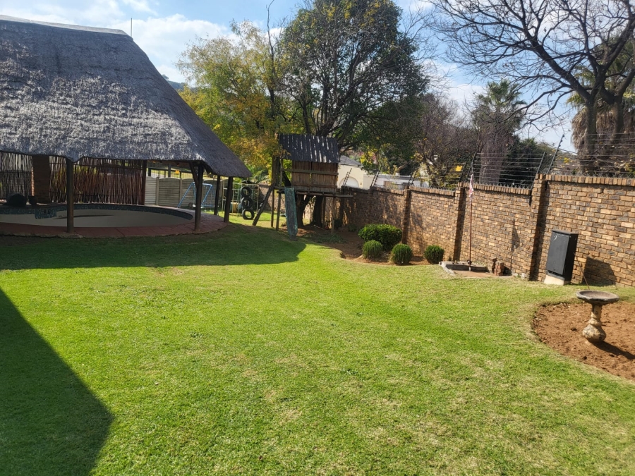 4 Bedroom Property for Sale in Ridgeway Gauteng