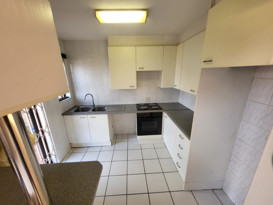 2 Bedroom Property for Sale in Ridgeway Gauteng
