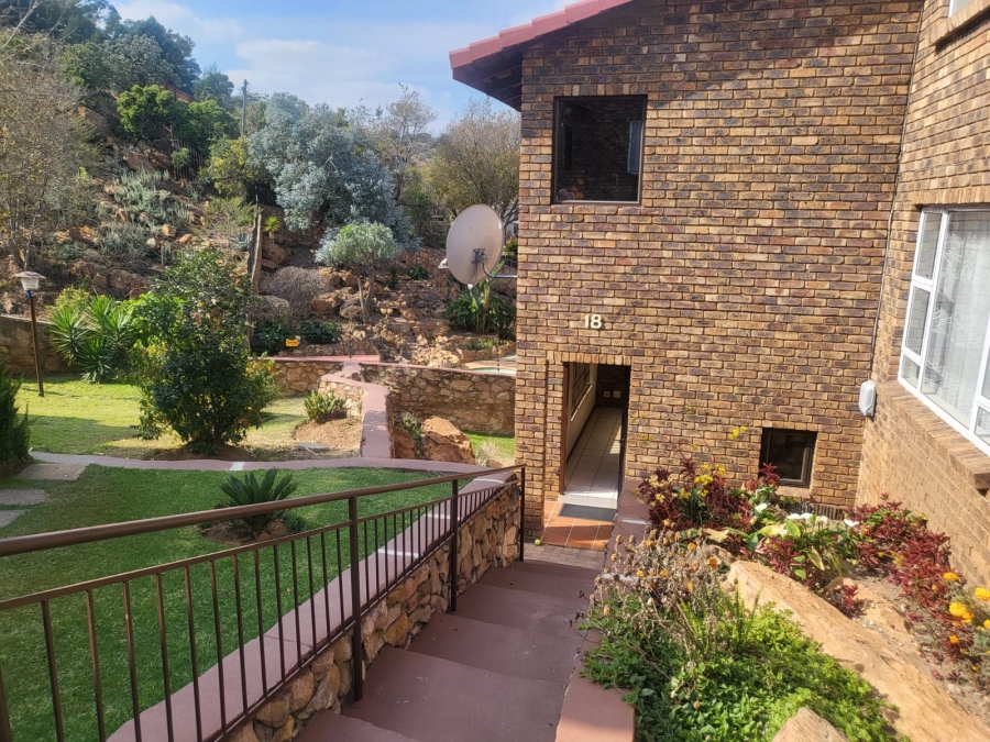 2 Bedroom Property for Sale in Ridgeway Gauteng