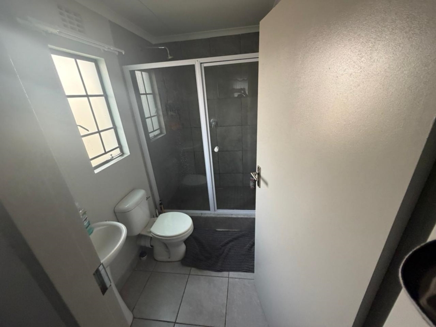 To Let 3 Bedroom Property for Rent in Sky City Gauteng