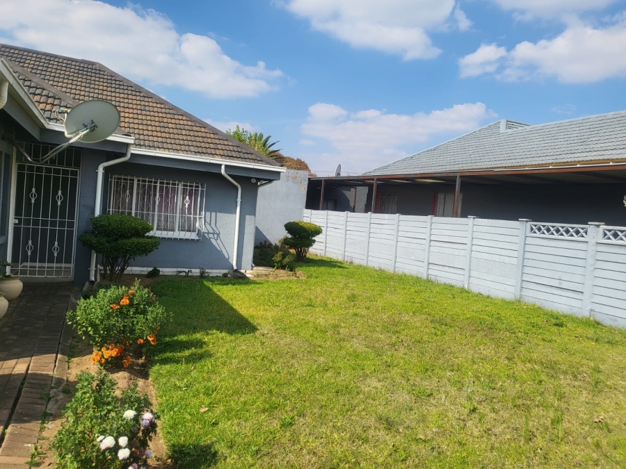 3 Bedroom Property for Sale in Regents Park Gauteng