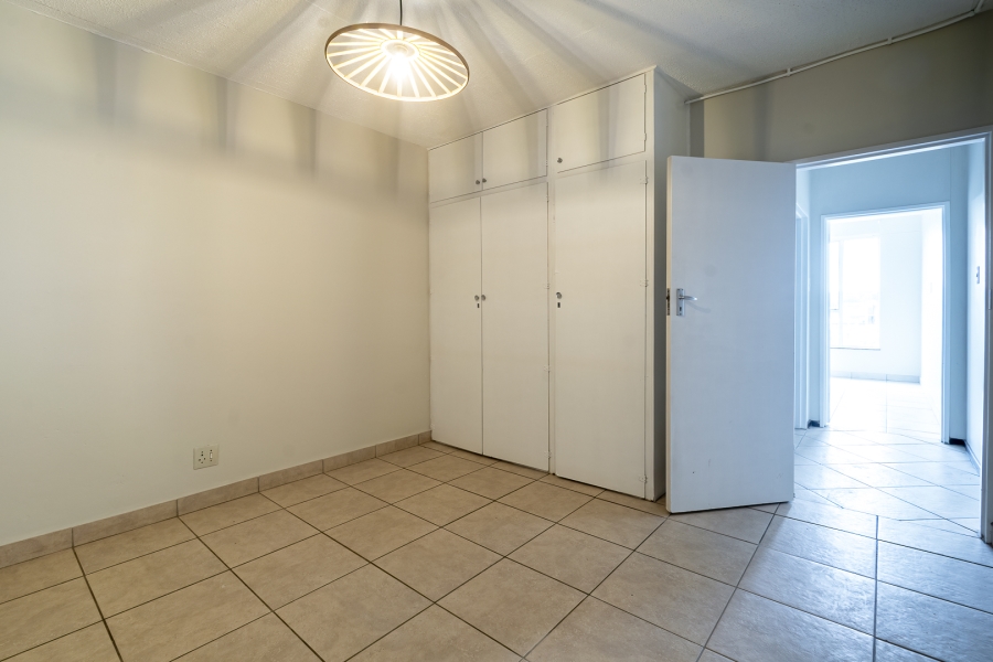 2 Bedroom Property for Sale in La Montagne Gauteng