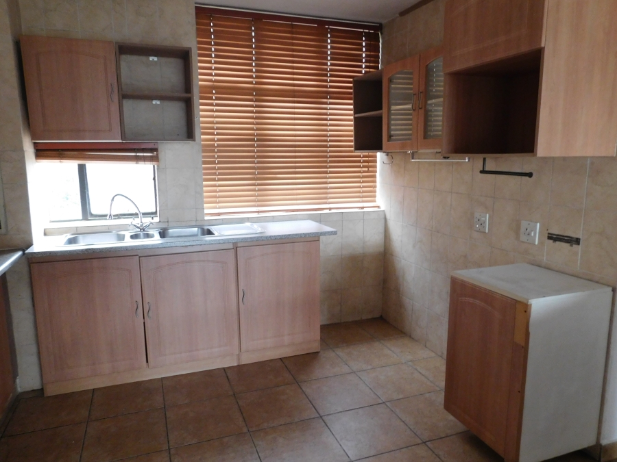 3 Bedroom Property for Sale in Kilner Park Gauteng