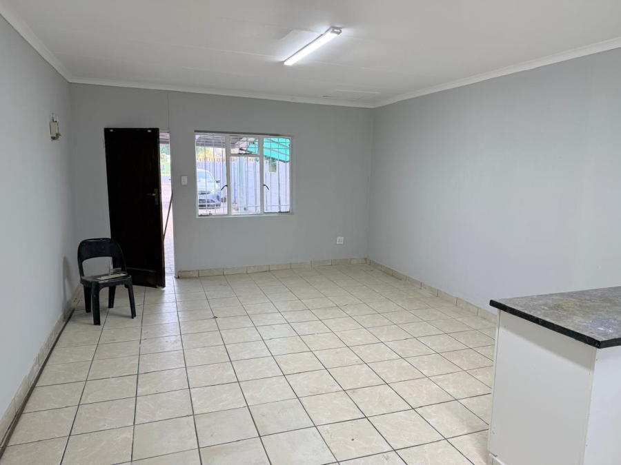 To Let 1 Bedroom Property for Rent in Impala Park Gauteng