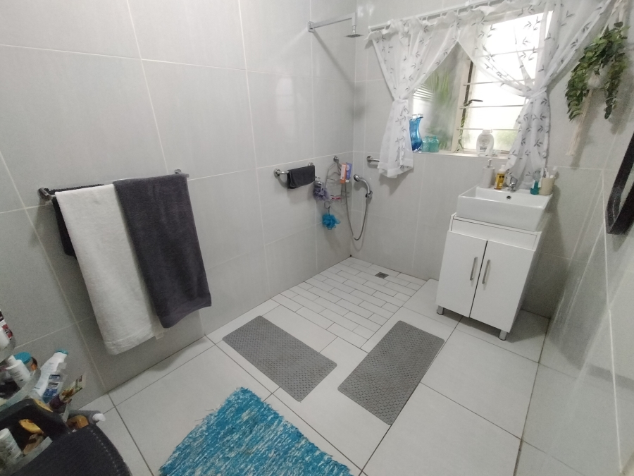 4 Bedroom Property for Sale in Pretoria North Gauteng