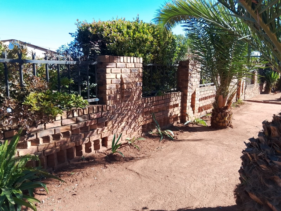 4 Bedroom Property for Sale in Soshanguve South Ext 4 Gauteng