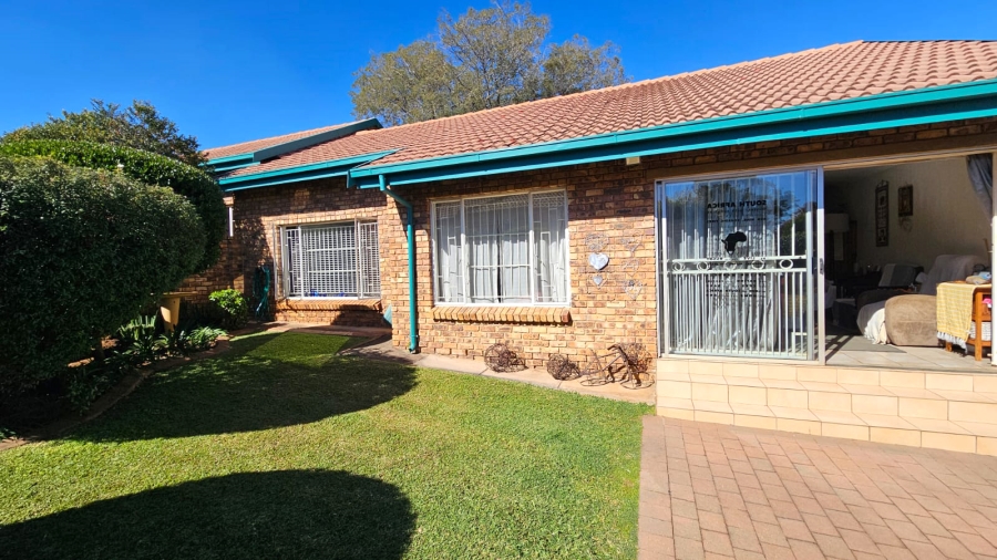 3 Bedroom Property for Sale in Clubview Gauteng