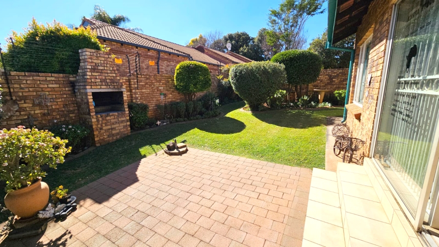 3 Bedroom Property for Sale in Clubview Gauteng