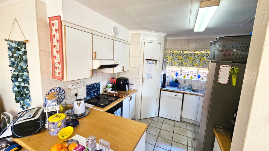 3 Bedroom Property for Sale in Clubview Gauteng