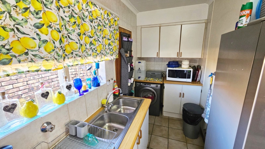 3 Bedroom Property for Sale in Clubview Gauteng