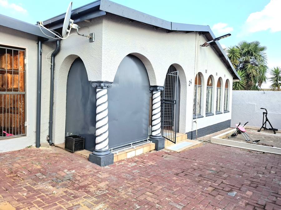 3 Bedroom Property for Sale in Sophiatown Gauteng
