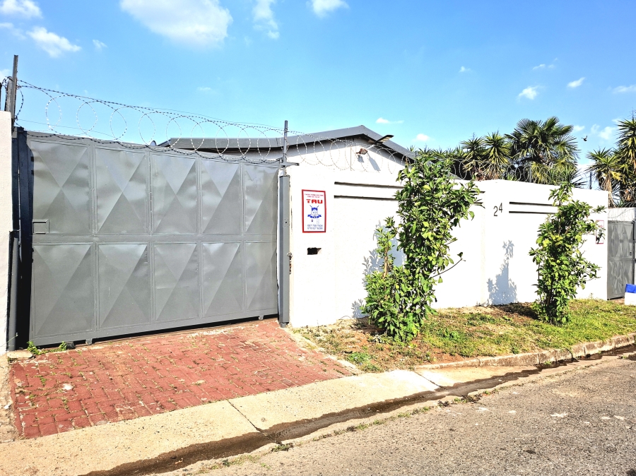 3 Bedroom Property for Sale in Sophiatown Gauteng