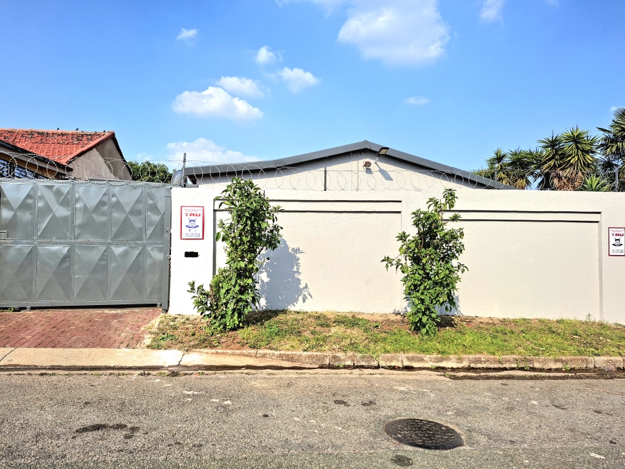 3 Bedroom Property for Sale in Sophiatown Gauteng