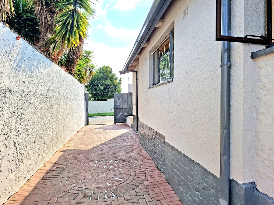 3 Bedroom Property for Sale in Sophiatown Gauteng