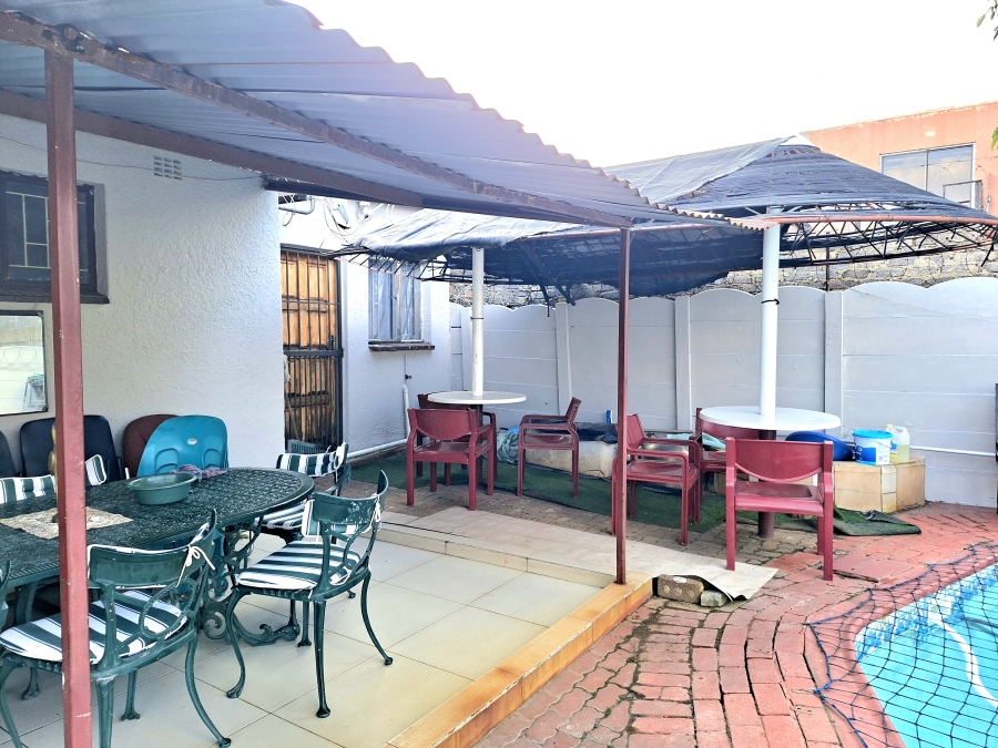 3 Bedroom Property for Sale in Sophiatown Gauteng