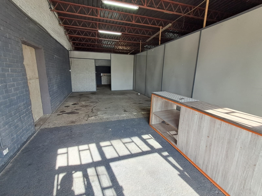 To Let Commercial Property for Rent in Meyerton Central Gauteng